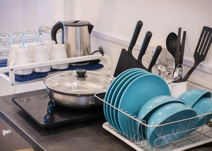 T4 Two Bedrooms Full Kitchen/1 Min To Bts Lägenhet *